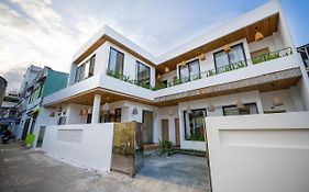 Carol Villa Da Nang Beach 1